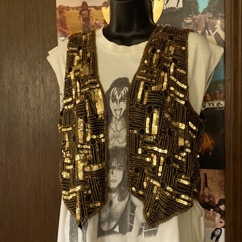 Vintage sequin layering vest ✨